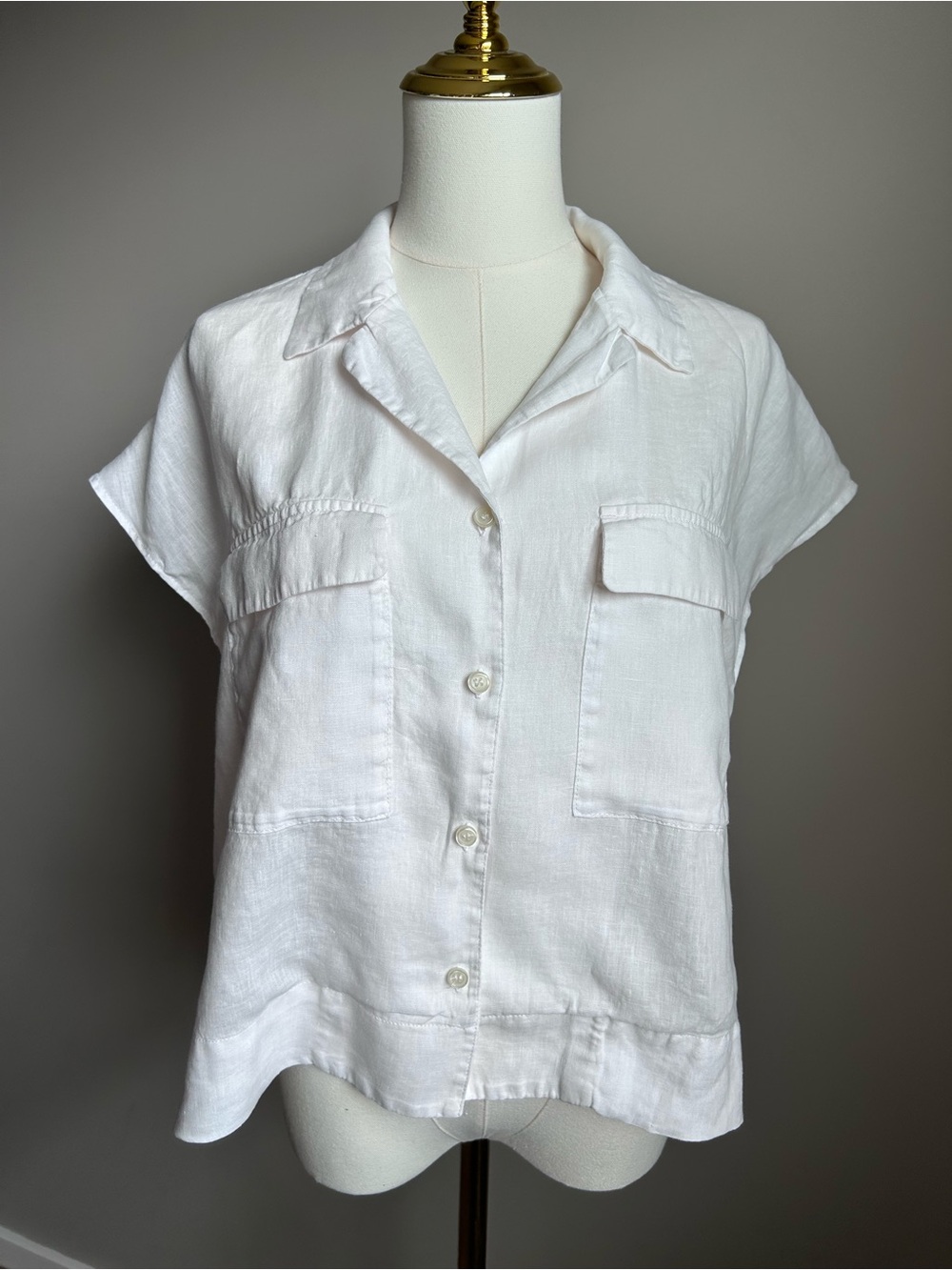 White Linen Button-Front Short Sleeve boxy cropped Top summer beachy vacation